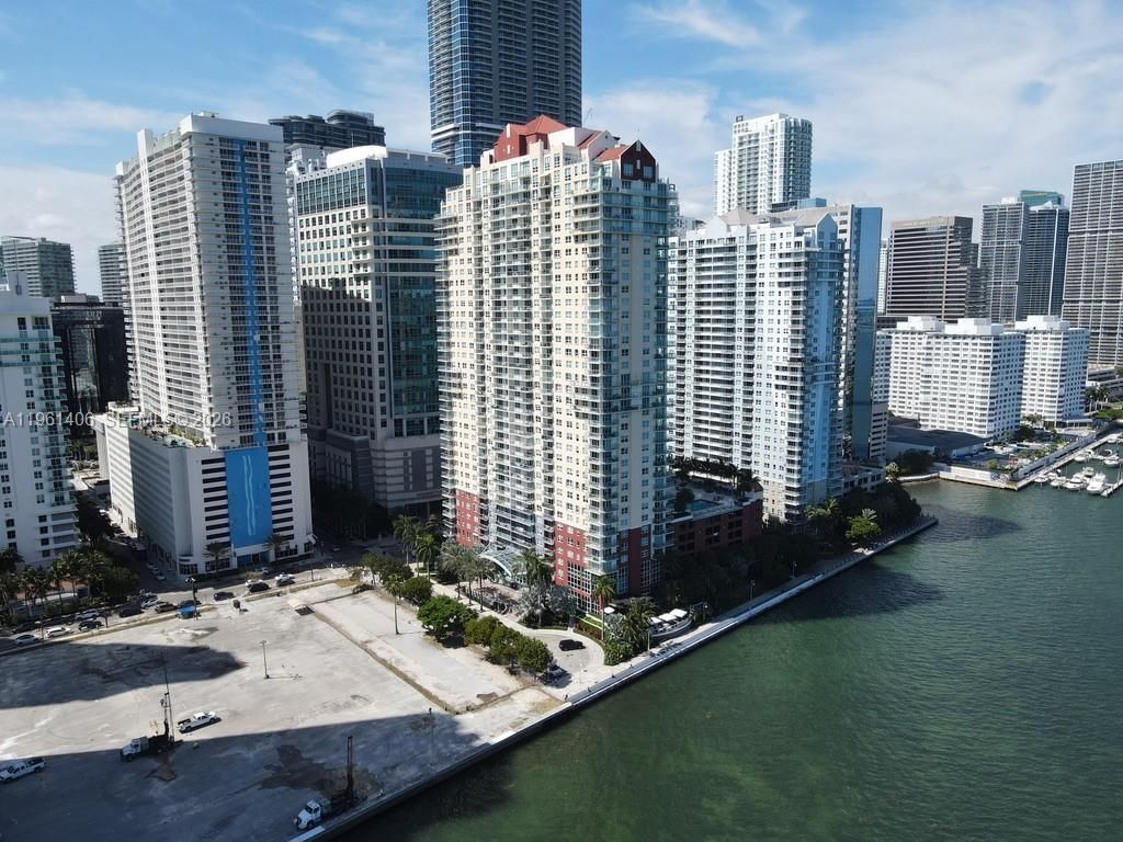 1155 Brickell Bay Dr, Unit 607, Miami, FL 33131 Photo