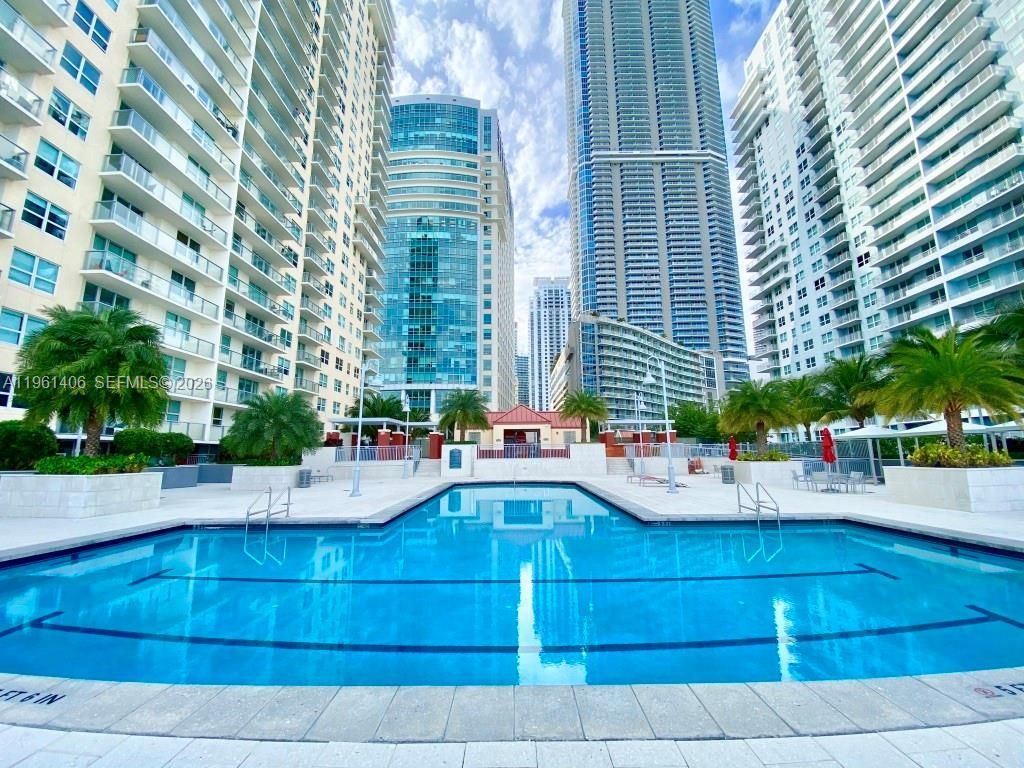 1155 Brickell Bay Dr, Unit 607, Miami, FL 33131 Photo