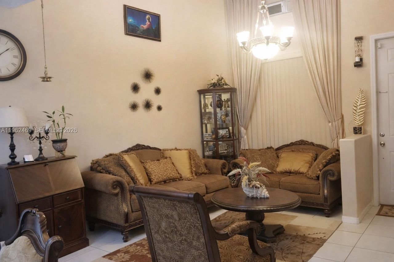 7645 NW 19th Ct, Unit 1, Pembroke Pines, FL 33024 Photo