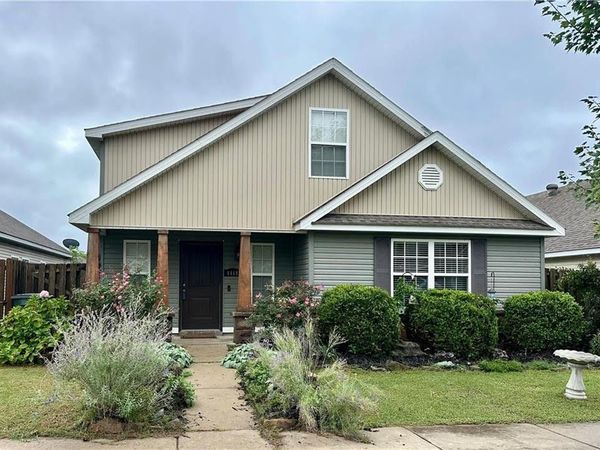 4469 W Pecan Street, Fayetteville, AR 72704