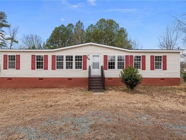 509 N Foster Street , Liberty, NC 27298