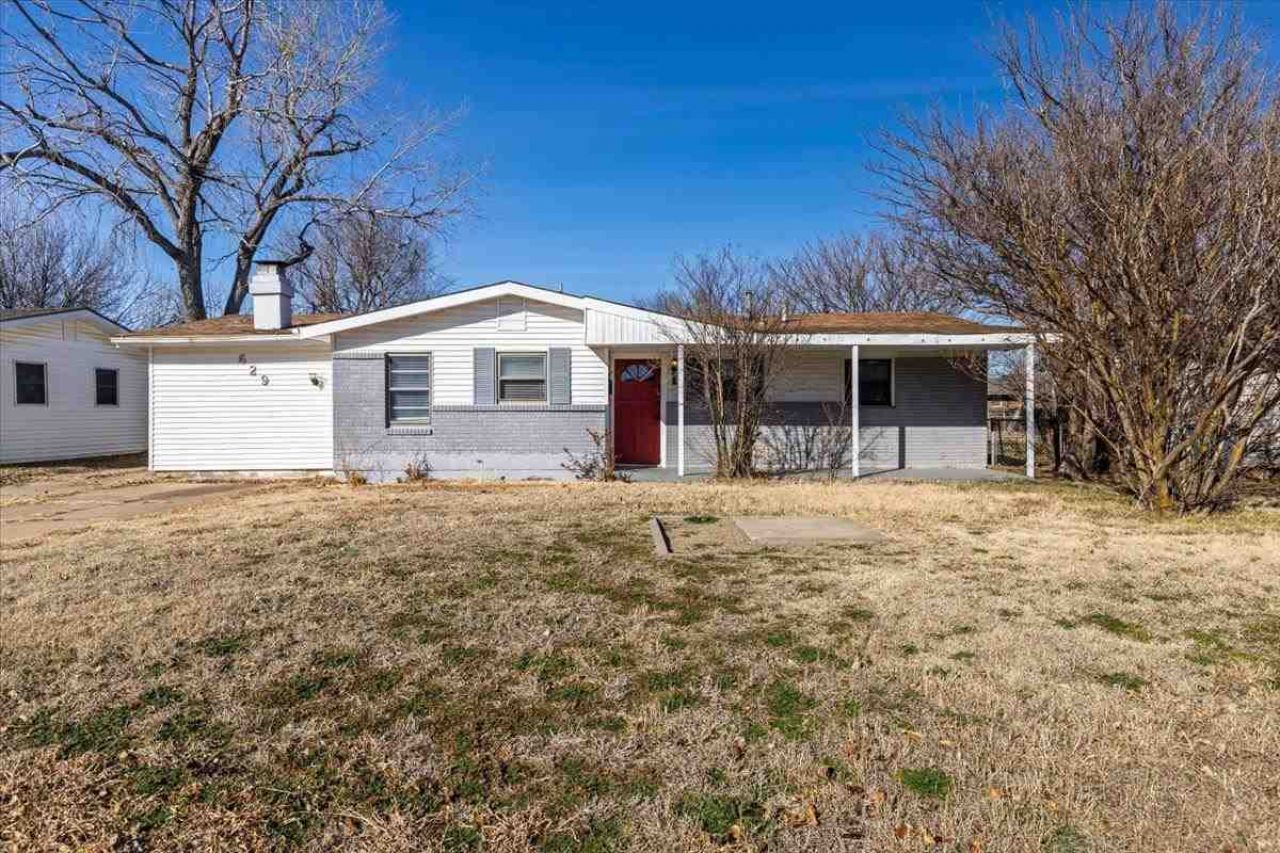 629 SW 45th St, Lawton, OK 73505 Main Photo