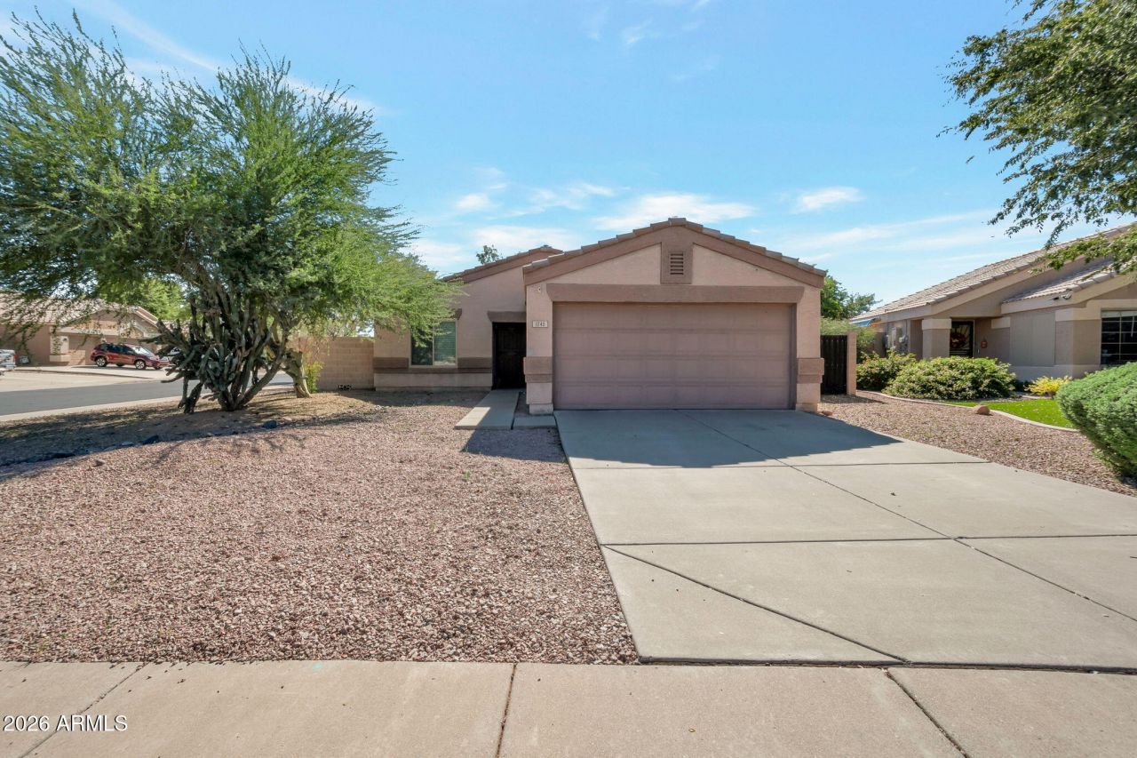 1745 E Cheyenne Street, Gilbert, AZ 85296 Main Photo