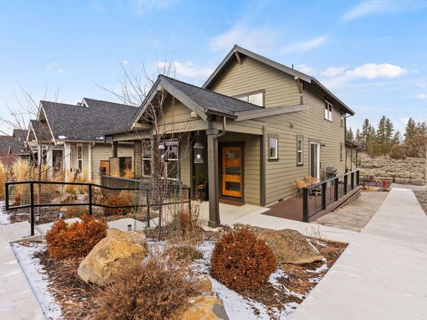 1078 E Black Butte Avenue, Sisters, OR 97759