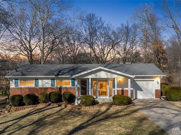 4011 Kathleen Place, St Peters, MO 63376