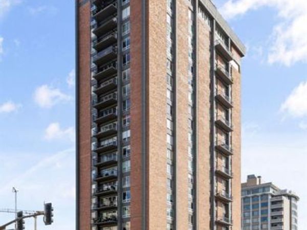 200 S Brentwood Boulevard, Unit 2C, Clayton, MO 63105