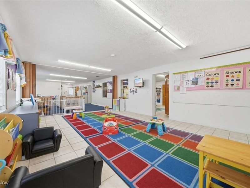 250 Winckles Street, Elyria, OH 44035 Photo 19