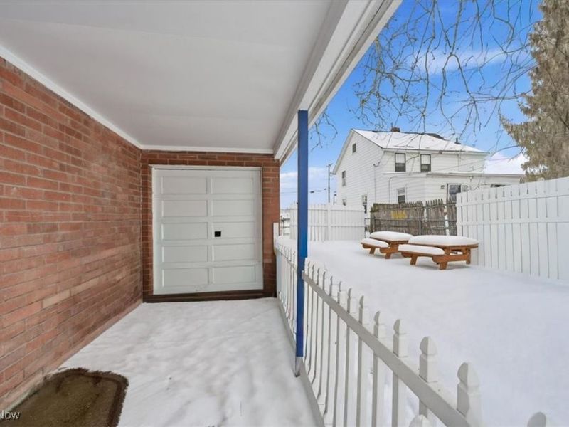 250 Winckles Street, Elyria, OH 44035 Photo 34