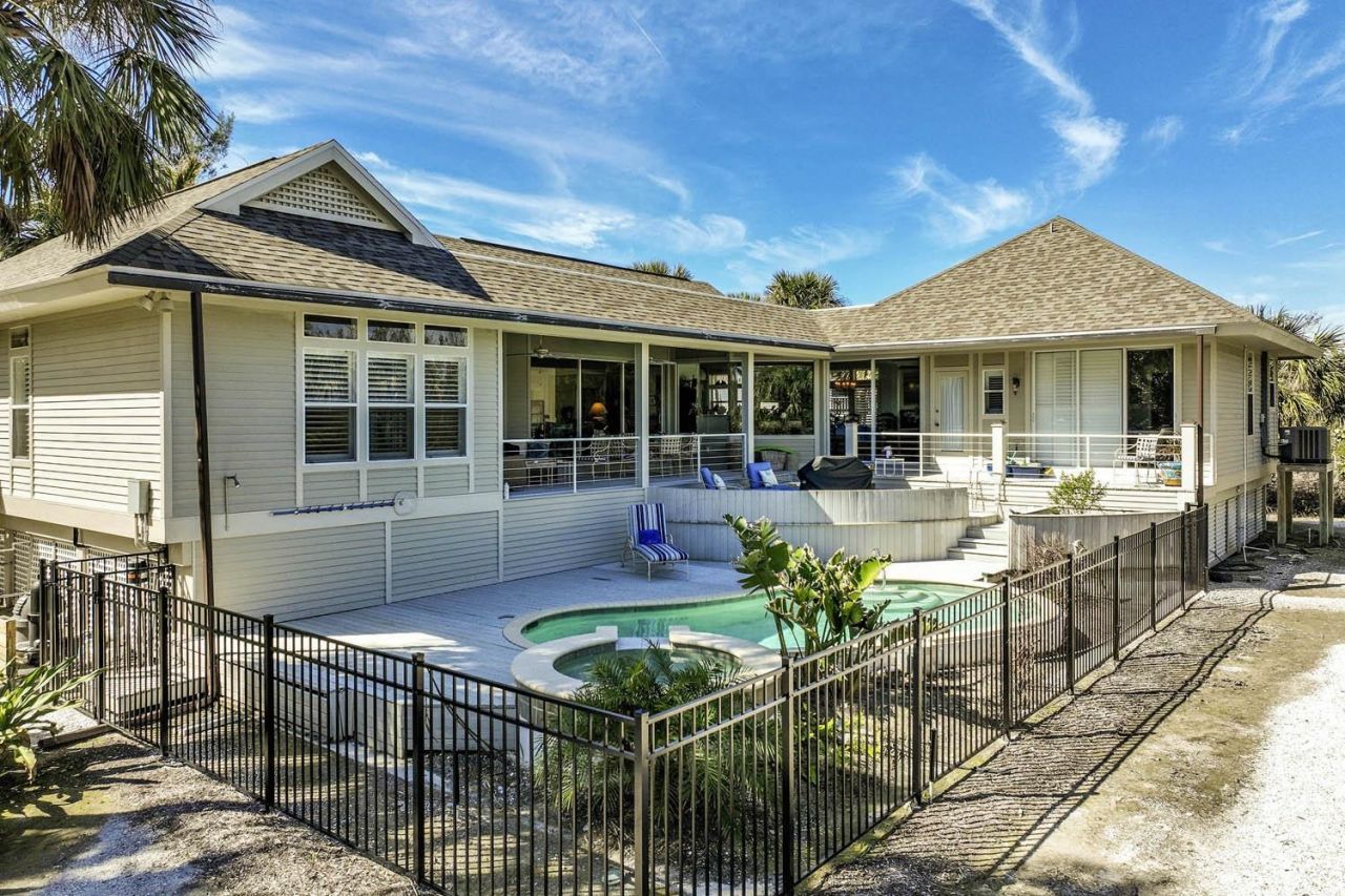 706 Gopher Walk Way, Sanibel, FL 33957 Photo