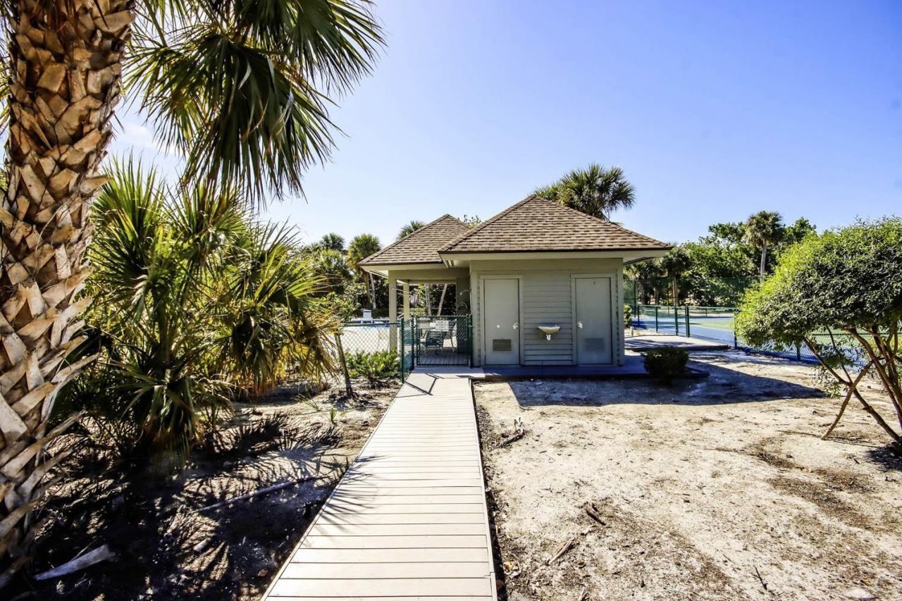 706 Gopher Walk Way, Sanibel, FL 33957 Photo
