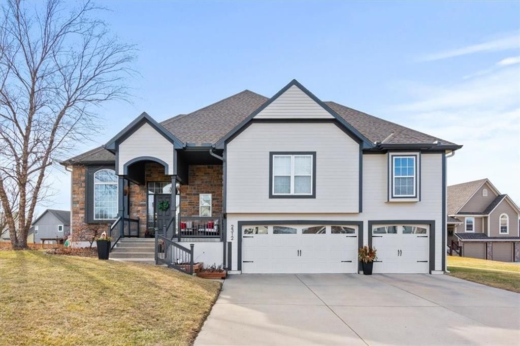 2312 SW Post Oak Court, Lees Summit, MO 64082 Main Photo