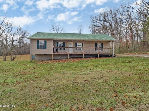 660 E Rock Quarry Rd, Clarkrange, TN 38553