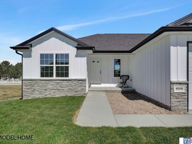 8918 Kinzie Street, Lincoln, NE 68507