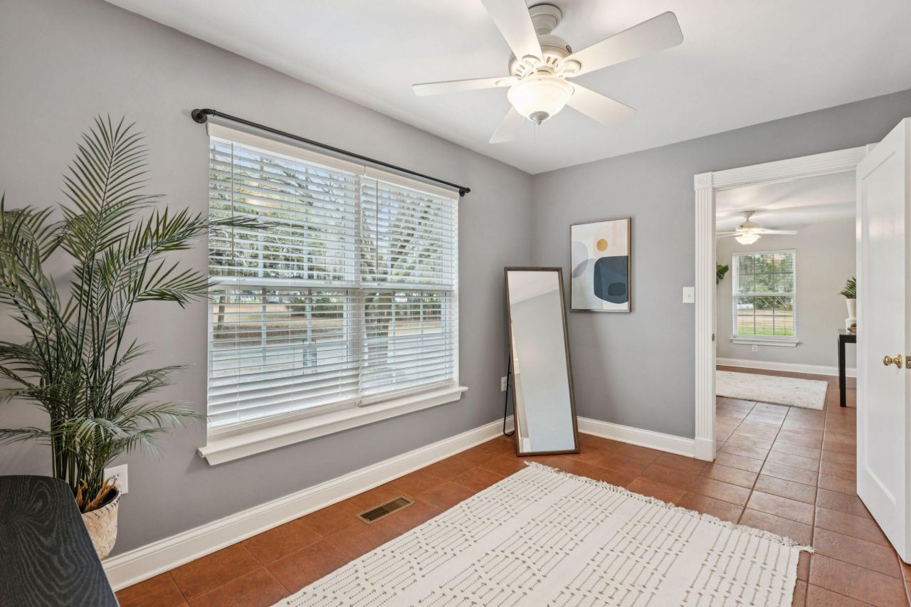 4817 W Park Place Photo 20