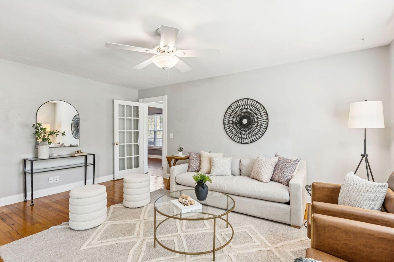 4817 W Park Place Photo 4