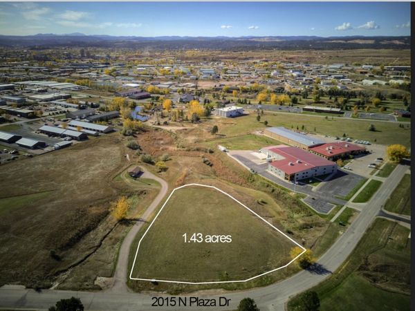 2015 N Plaza Drive, Rapid City, SD 57702