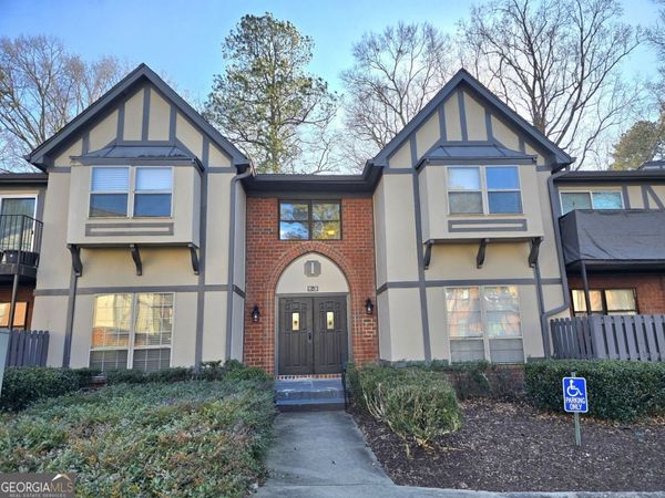 6851 Roswell Road, Unit I13, Sandy Springs, GA 30328