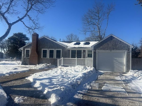 36 Pawnee Rd, Yarmouth, MA 02673