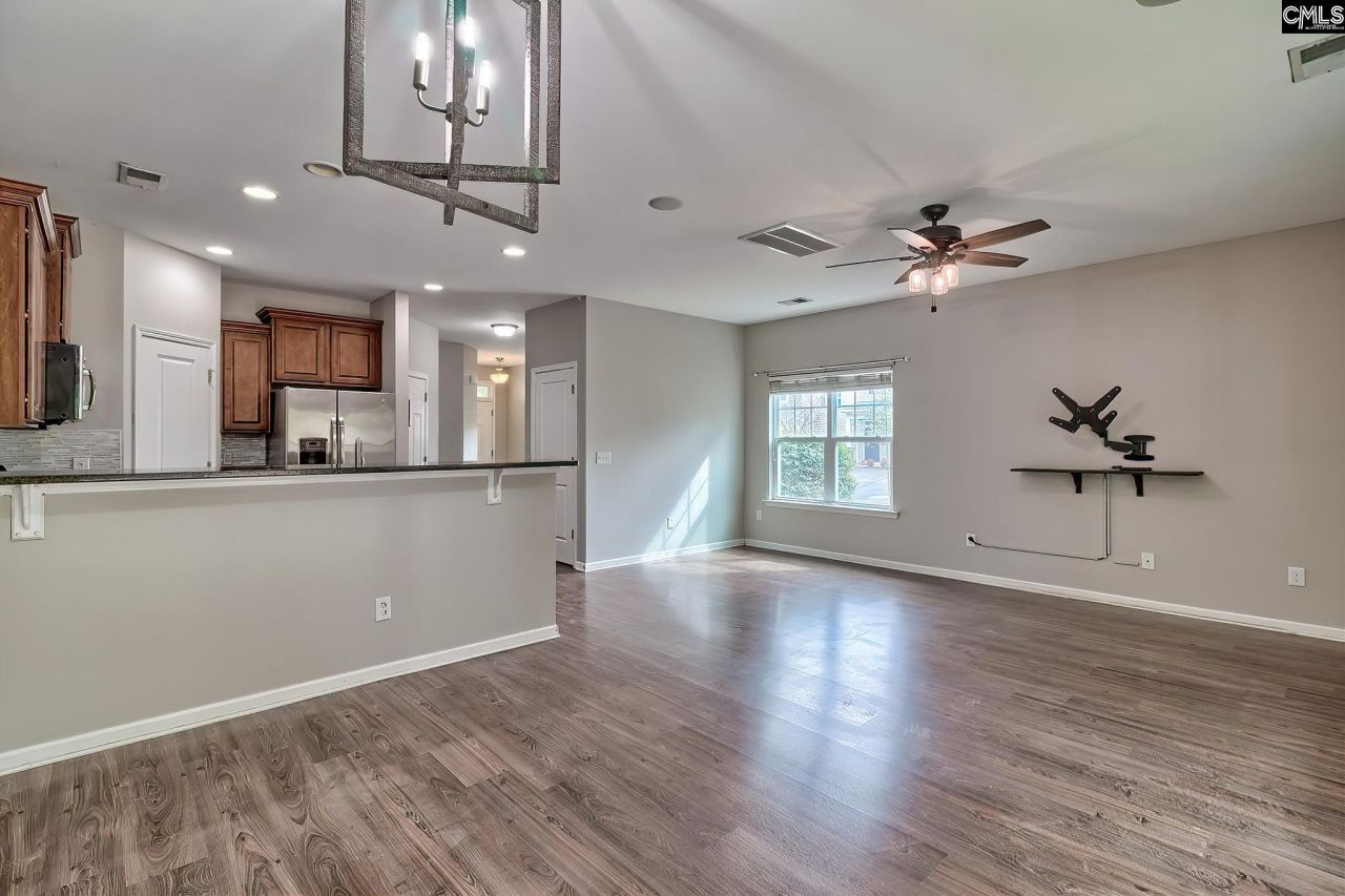 520 Spanish Leaf Lane Photo 10