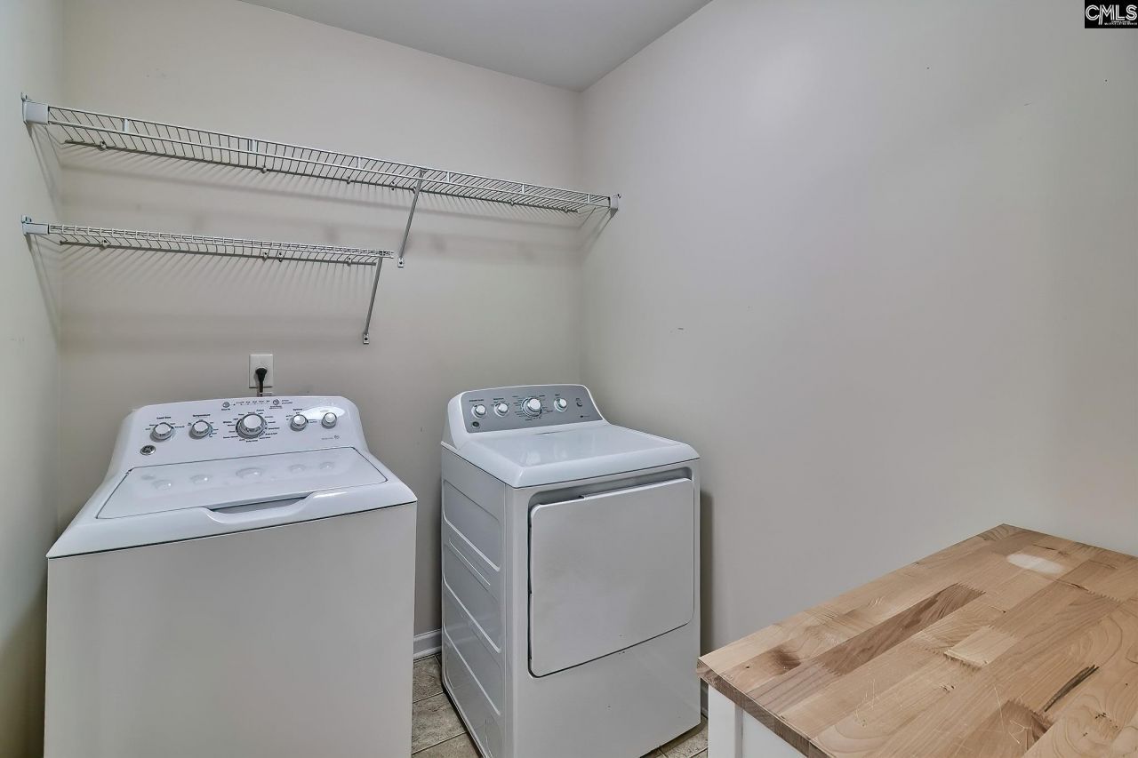 520 Spanish Leaf Lane Photo 15