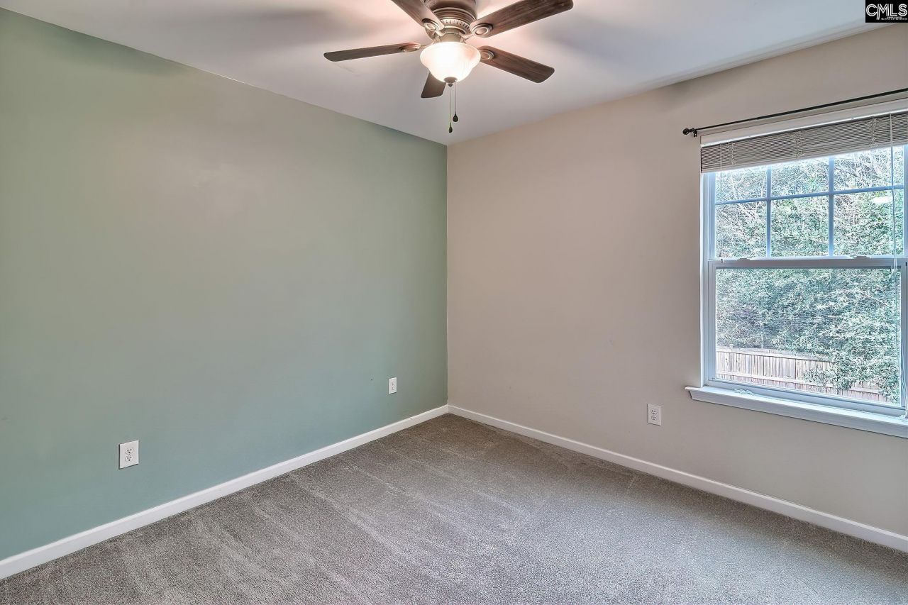 520 Spanish Leaf Lane Photo 24