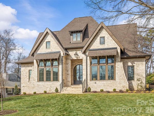 4715 Montclair Avenue, Charlotte, NC 28211