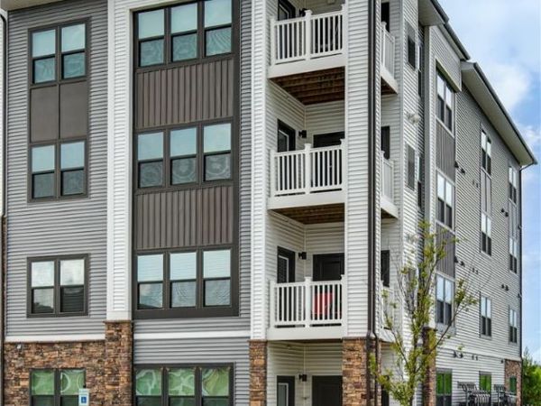 3900 Maze Runner Drive, Unit 206, Midlothian, VA 23112