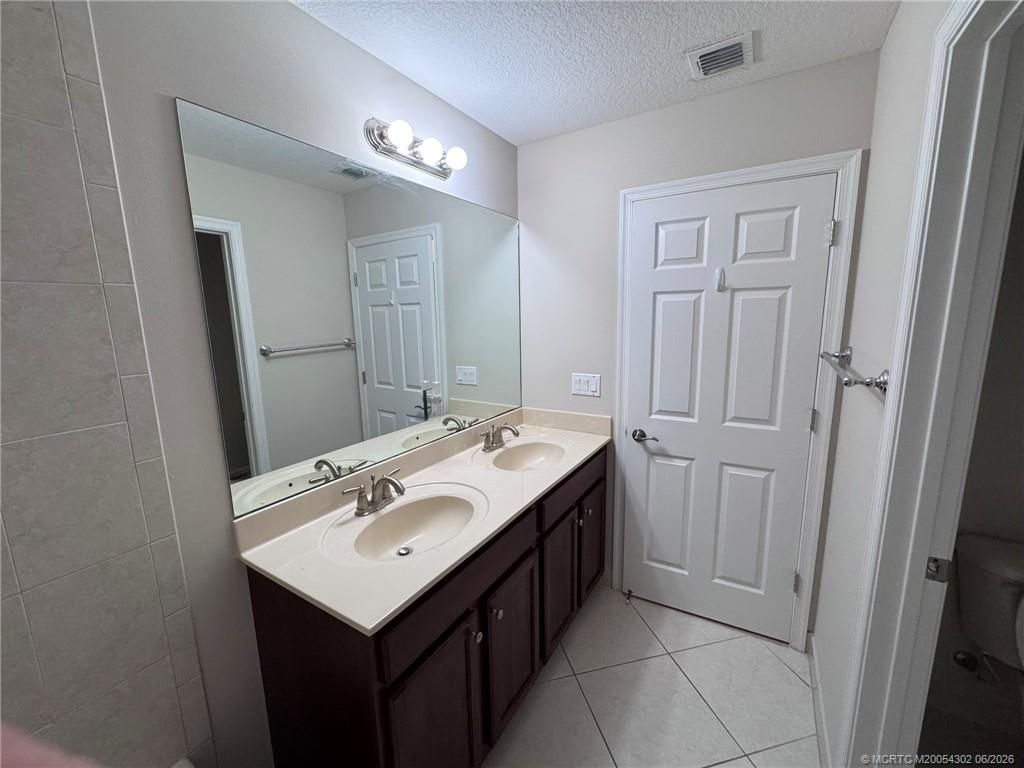 11239 SW Barton Way, Port Saint Lucie, FL 34987 Photo