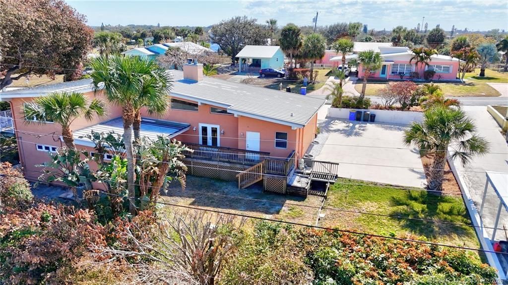 2228 NE Center Circle, Jensen Beach, FL 34957 Photo