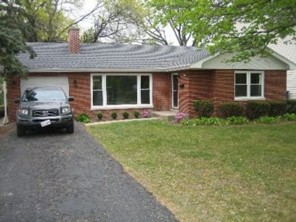 108 CHICAGO Avenue, Clarendon Hills, IL 60514