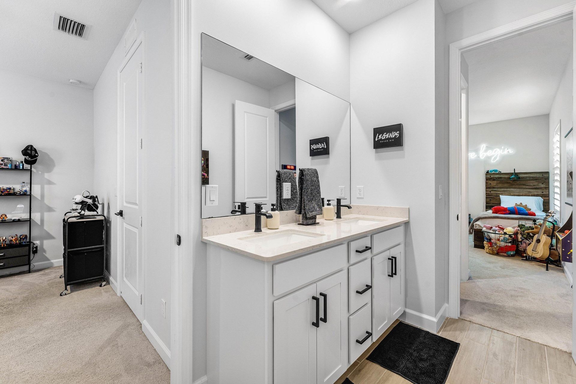 981 Castaway Court, Loxahatchee, FL 33470 Photo