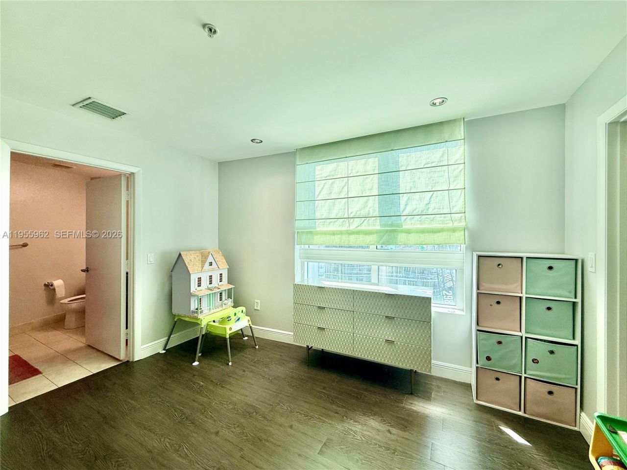 1900 N Bayshore Dr, Unit 2018, Miami, FL 33132 Photo