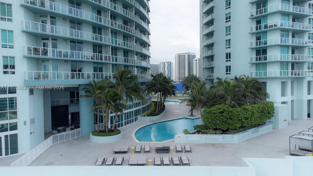 1900 N Bayshore Dr, Unit 2018, Miami, FL 33132 Photo