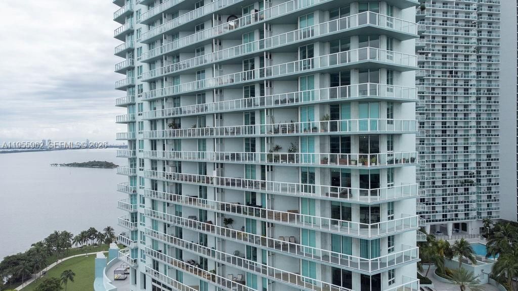 1900 N Bayshore Dr, Unit 2018, Miami, FL 33132 Photo