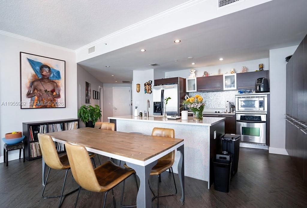 1900 N Bayshore Dr, Unit 2018, Miami, FL 33132 Photo