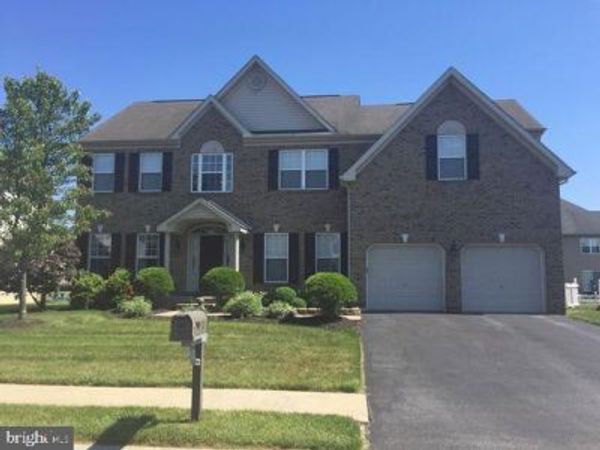 212 MARGAUX CIRCLE, NEWARK, DE 19702