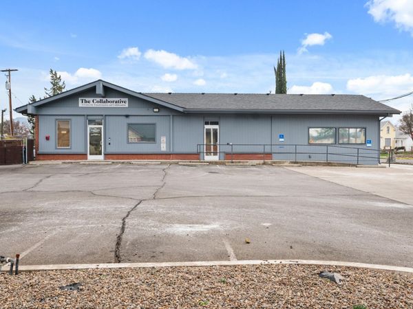 914 W Main Street, Medford, OR 97501