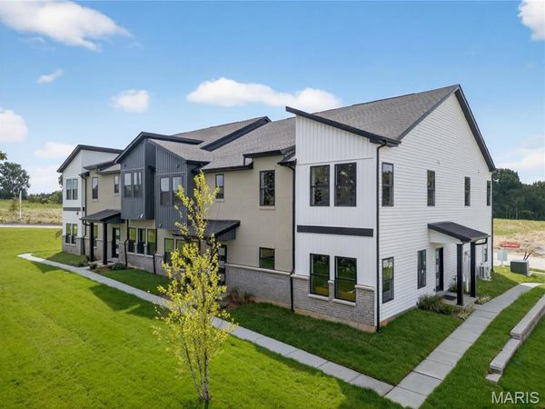 145 Sesame Loop , St Peters, MO 63303