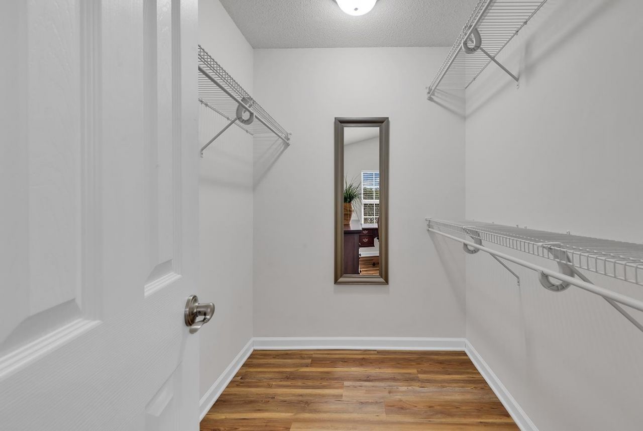 765 Riverward Dr. Photo 14