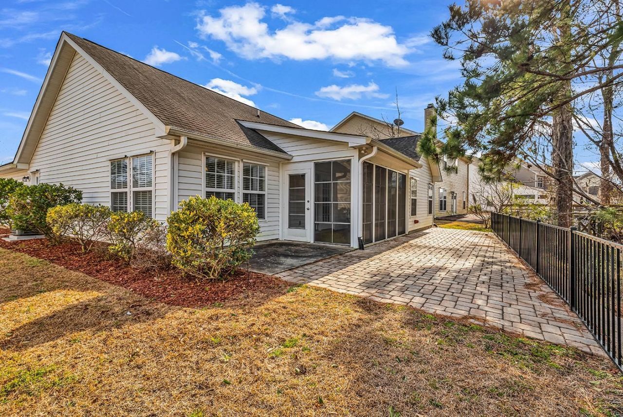 765 Riverward Dr. Photo 29