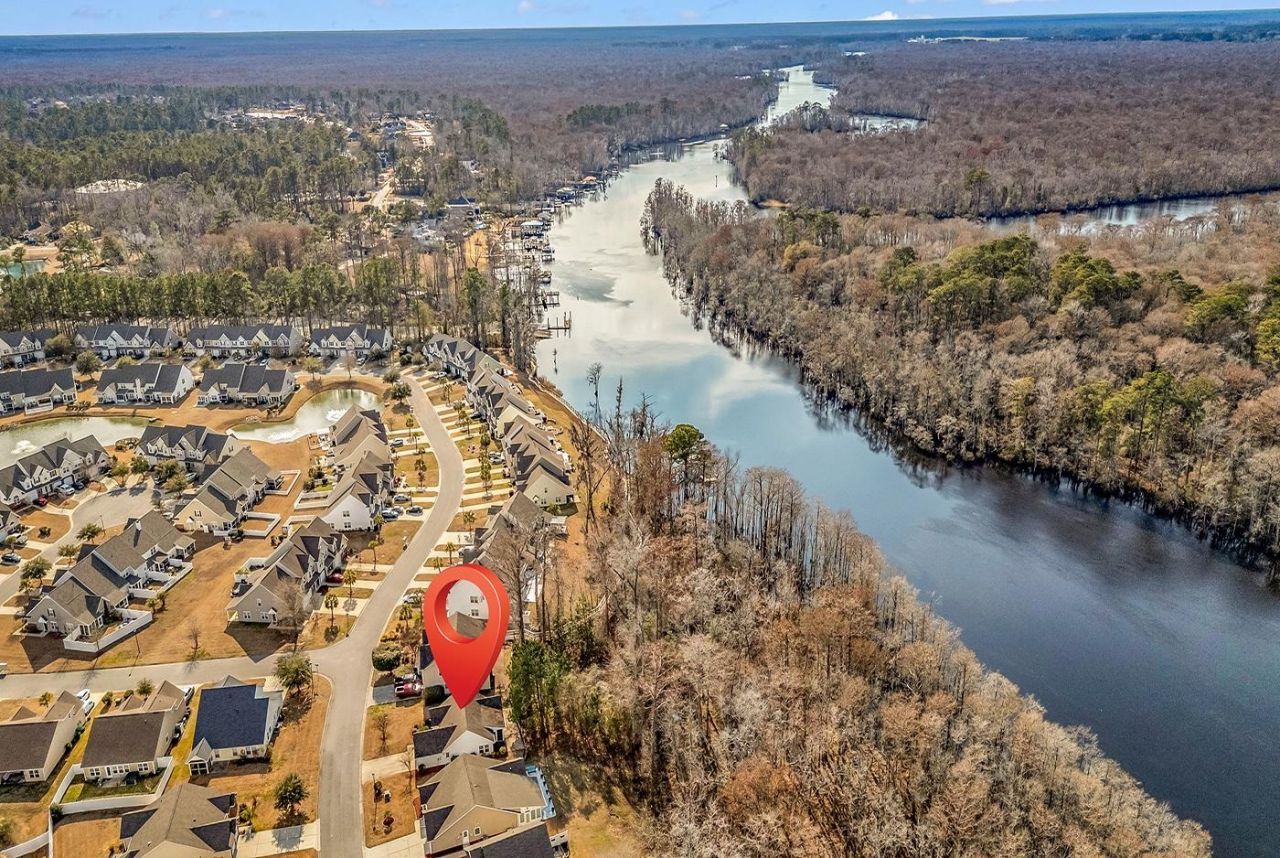 765 Riverward Dr. Photo 4