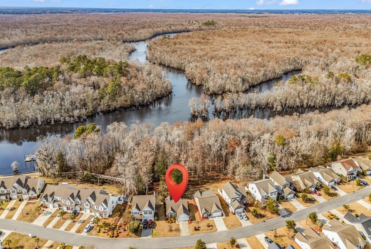 765 Riverward Dr. Photo 5