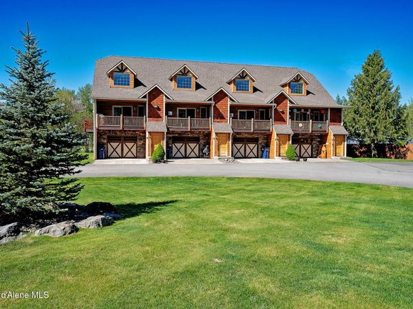 1 Elsie Peak CT, Unit B1, BLDG B, Pinehurst, ID 83850