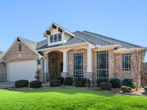 1105 Foxtail Drive, Mansfield, TX 76063