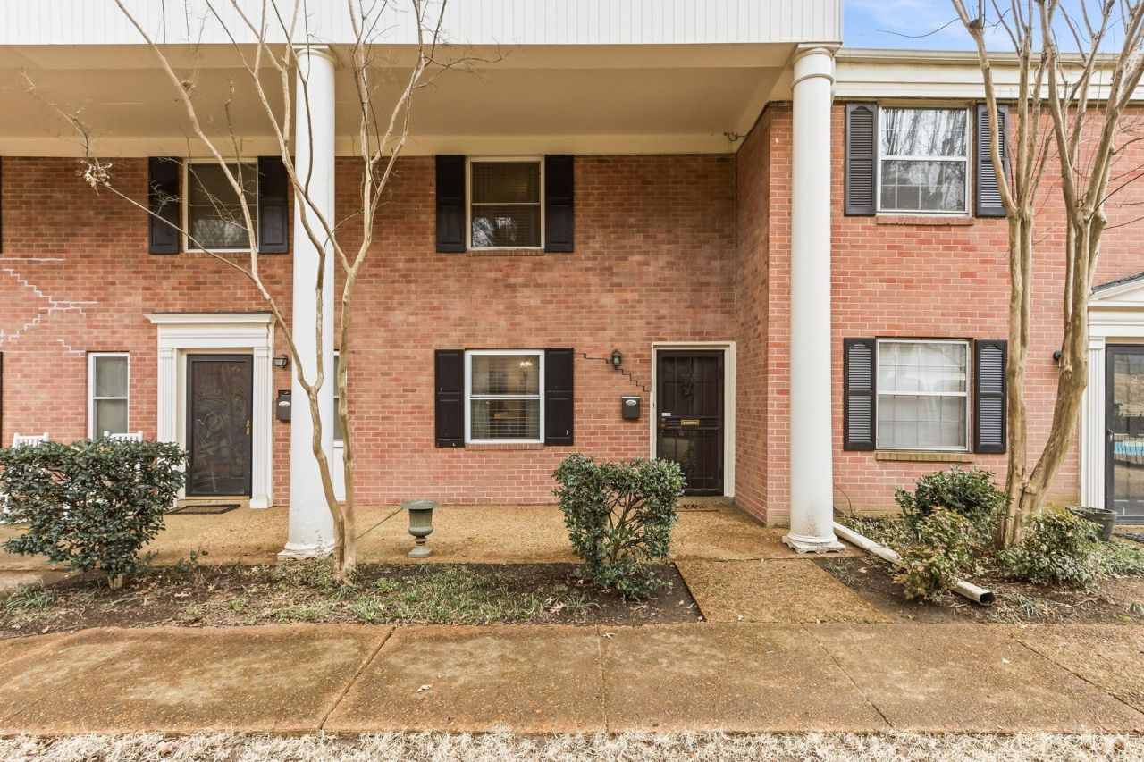 5720 Quince Rd, Unit 3, Memphis, TN 38119 Main Photo