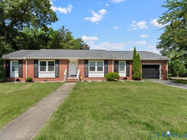 604 Smithfield Avenue , Hopewell, VA 23860