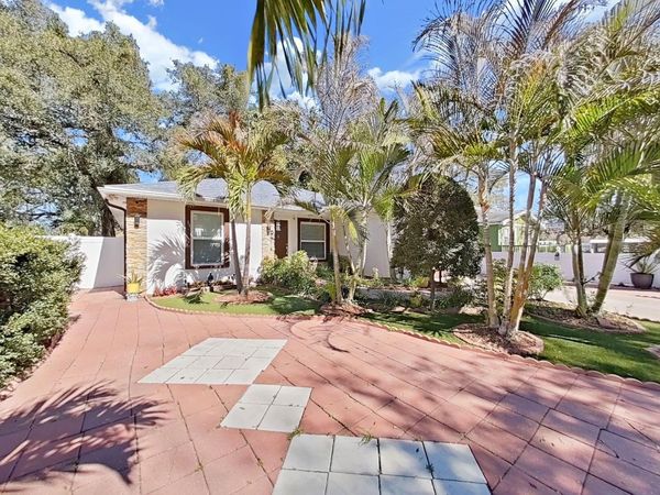 3306 E CHELSEA STREET, TAMPA, FL 33610