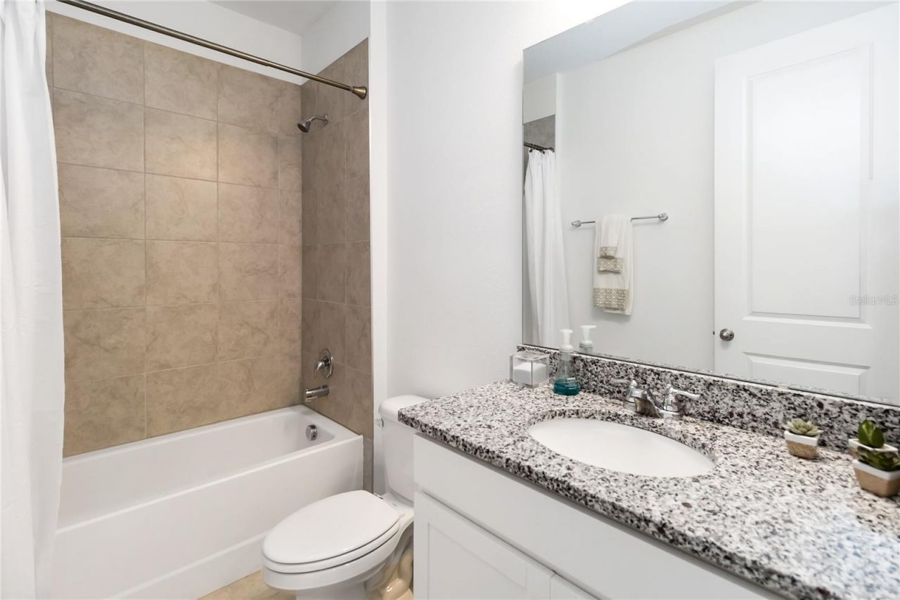 15742 Vetta Drive, Montverde, FL 34756 Photo