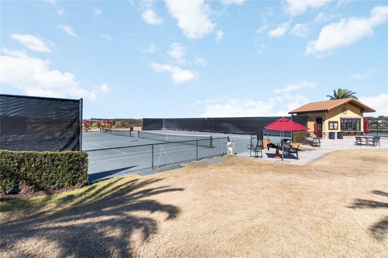 15742 Vetta Drive, Montverde, FL 34756 Photo