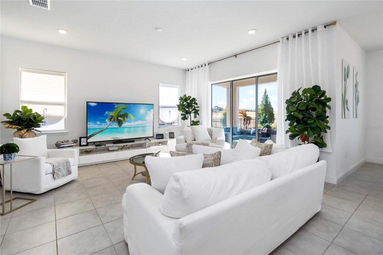 15742 Vetta Drive, Montverde, FL 34756 Photo